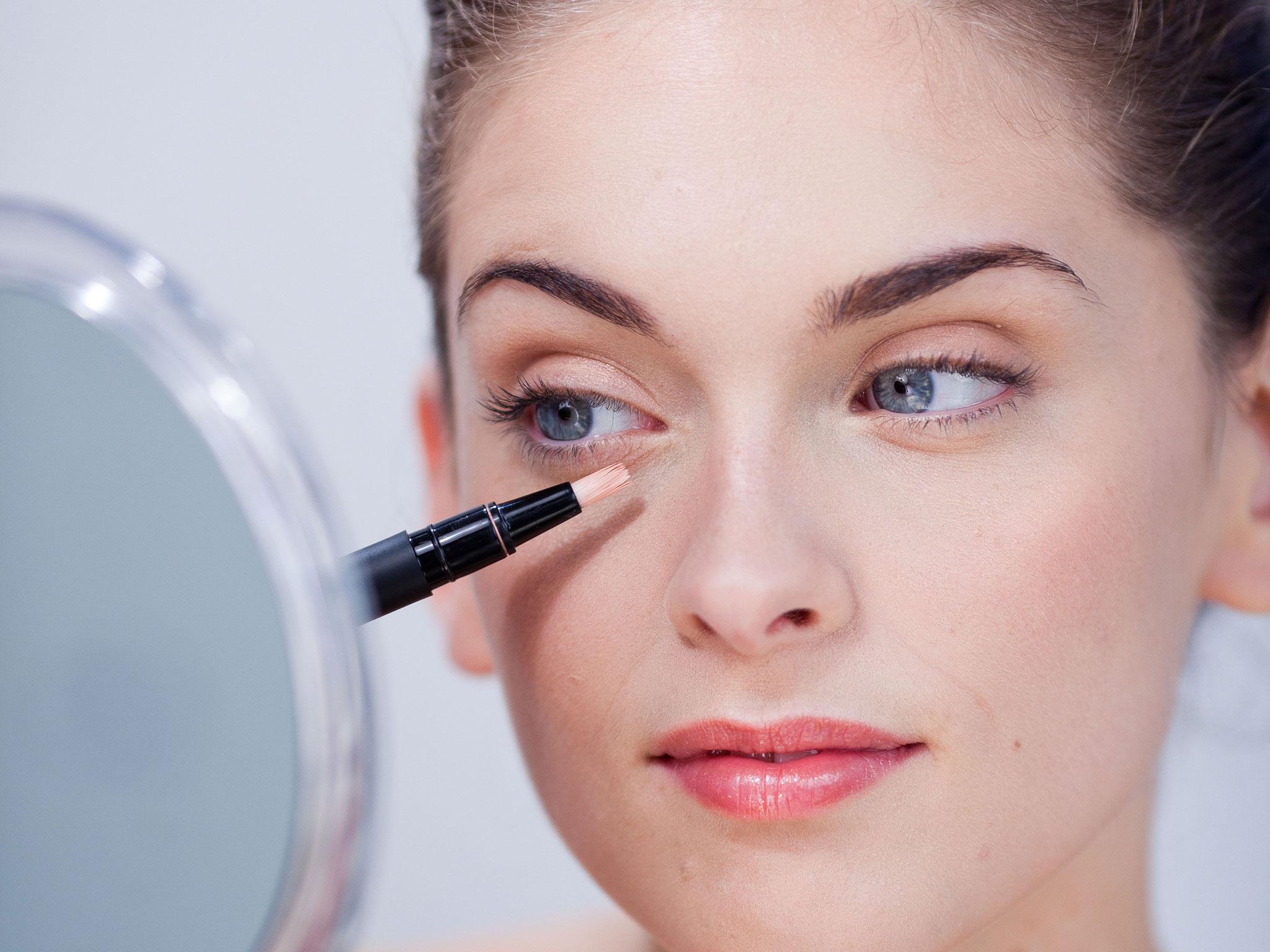Haut um die Augen herum und Concealer – geprüfte Make-up-Tricks