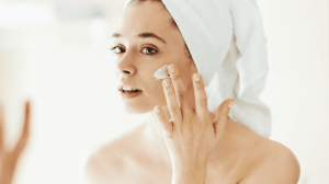 Pflege der empfindlichen Haut – probieren Sie diese Tricks und Kosmetikprodukte aus